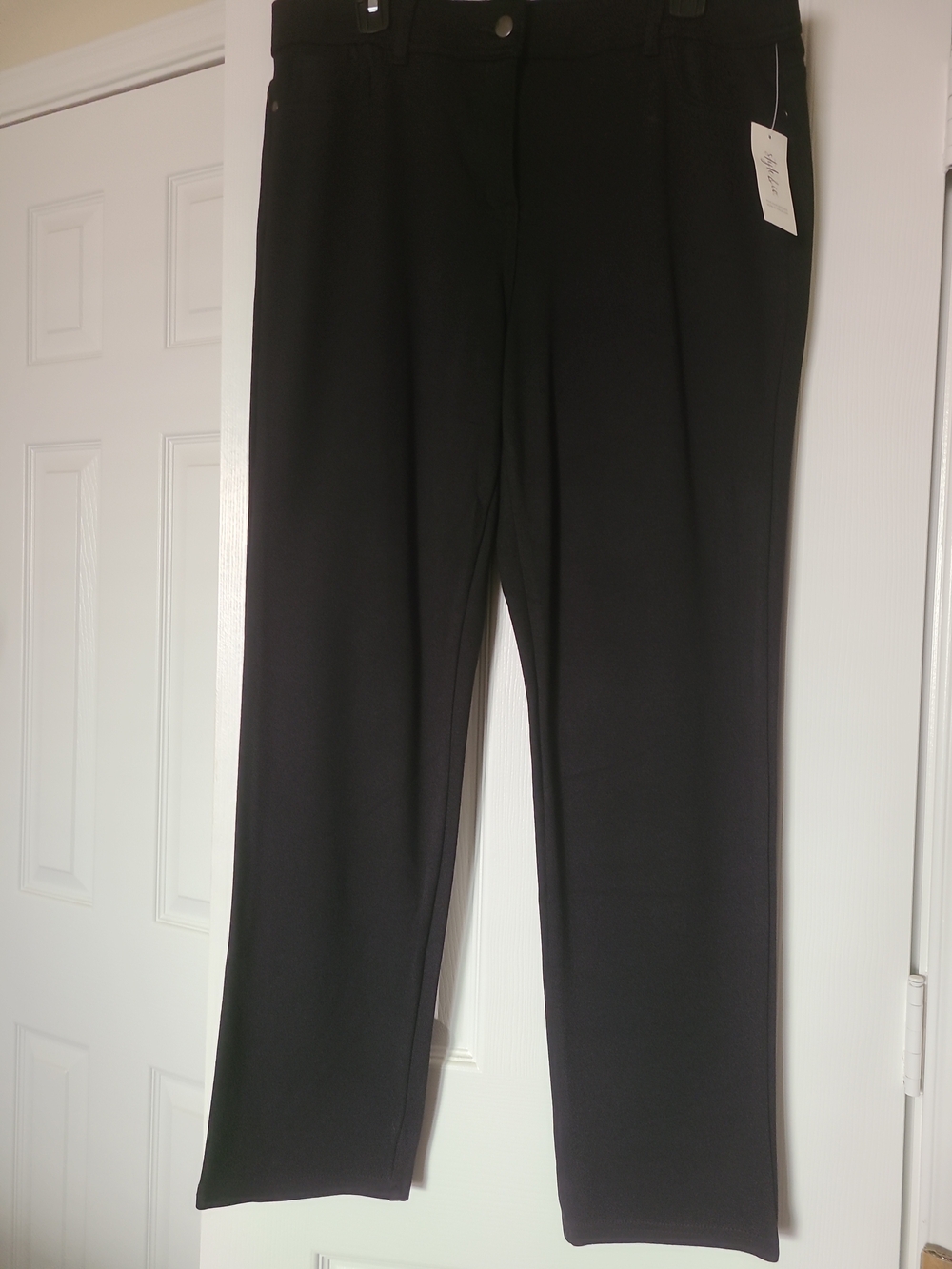 NWT Style & Co Black Ponte Slim Straight Leg Pants Size 14 Stretch Office, Tummy